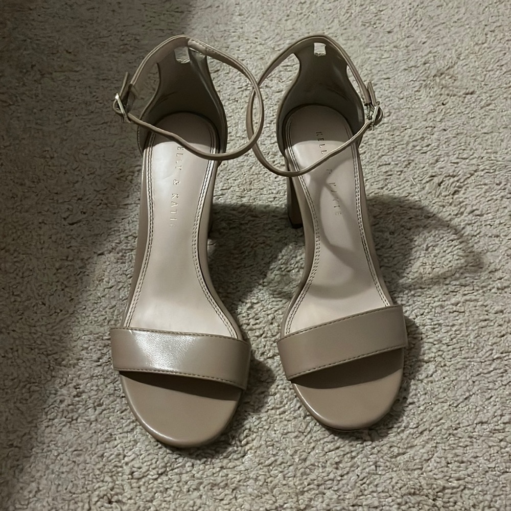 Kelly and Katie nude heel